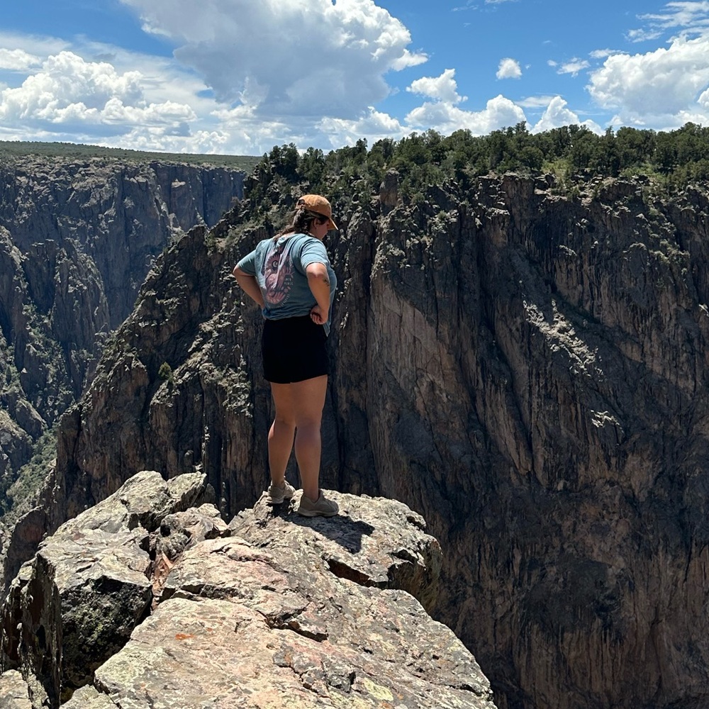 Meet your Posher, Angela